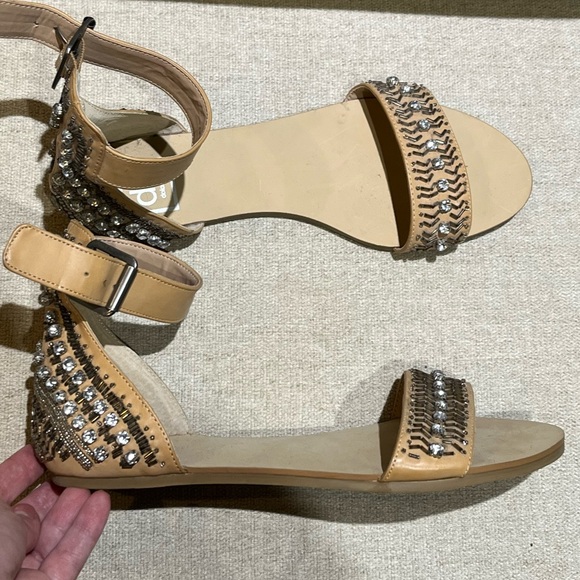 DV by Dolce Vita Studded Sandals Size 7 - Picture 2 of 7
